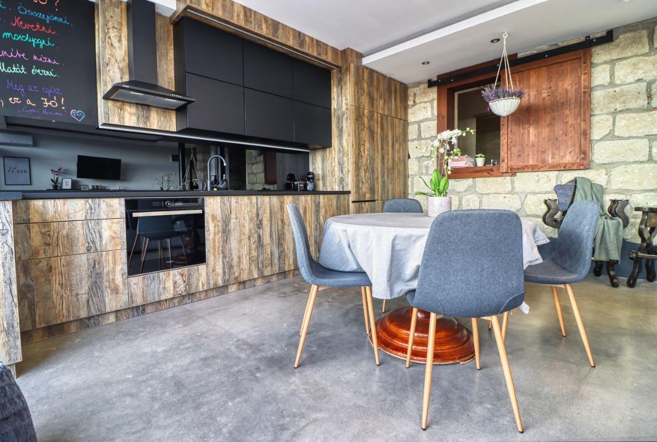 Hab Home Apartman Eger Luaran gambar